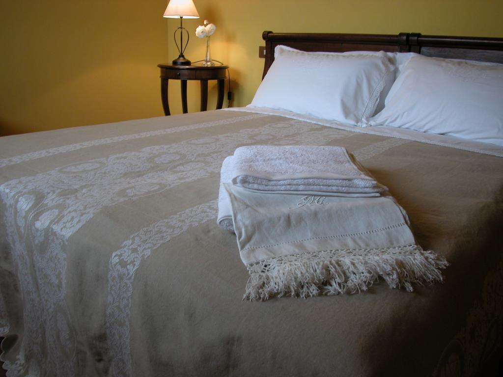 Agriturismo Casa Garello Salice Terme Cameră foto